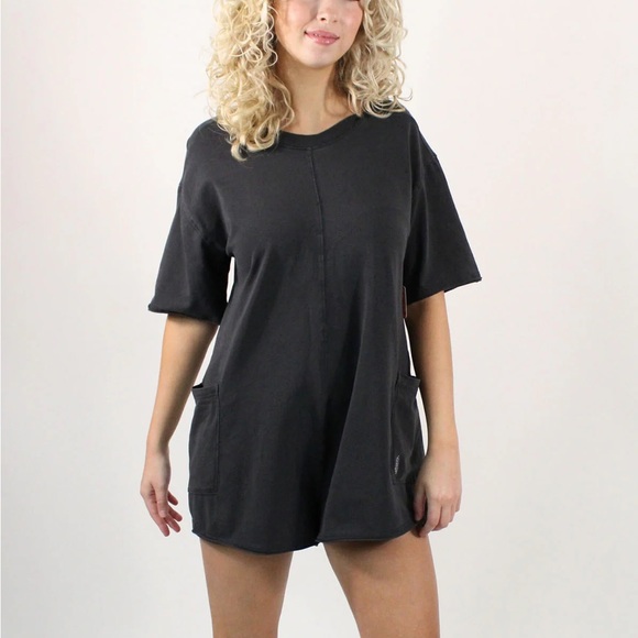 Free People Hot Shot Tee Romper Size XS NWT - Picture 3 of 5